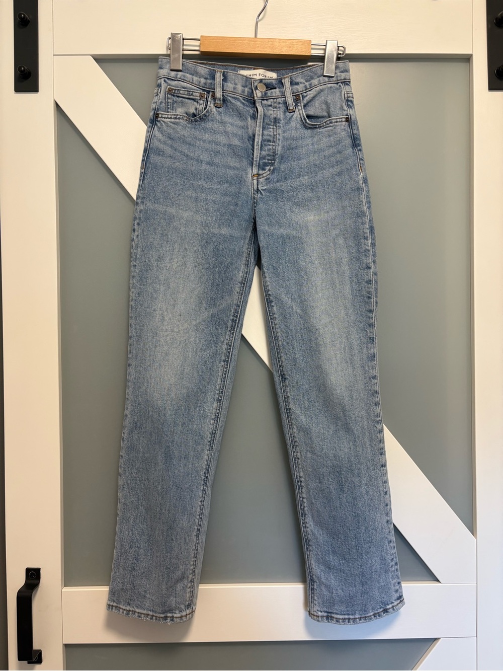 Denim Forum- The Arlo High Rise Straight-Leg Jeans 28L